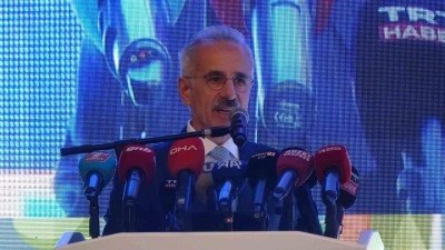 Bakan Uraloğlu: "Şehirlerimizin ulaşım planlarının hazırlanmasına &ccedil;ok &ouml;nem veriyoruz"