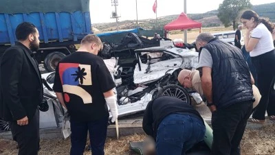 Bandırma&rsquo;da y&uuml;rek yakan kaza: Anne, kızı ve doğmamış bebeği hayatını kaybetti