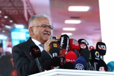 Başkan B&uuml;y&uuml;kkılı&ccedil;, T&uuml;rkiye&rsquo;nin en &ccedil;ok konuşulan 11. siyaset&ccedil;isi