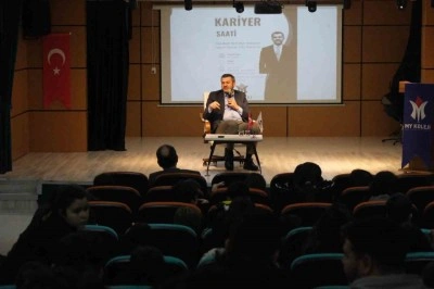 Başkan Çetinkaya öğrencilerle bir araya geldi