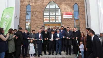 Başkan &Ccedil;olakbayrakdar, "Vatandaşlarımıza daha konforlu yaşam imkanları sağlıyoruz"