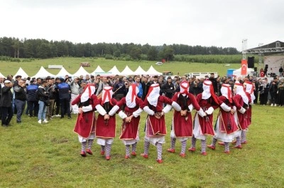 Göl Ulusal Kültür ve Kaşar Festivaline Katıldı