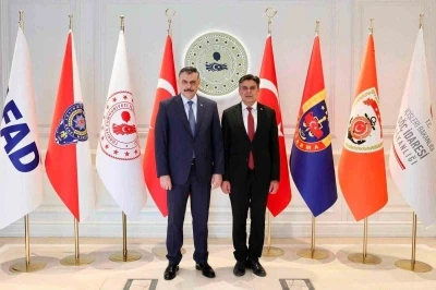 Başkan Durgut, İ&ccedil;işleri Bakanı &Ccedil;ift&ccedil;i ile bir araya geldi.