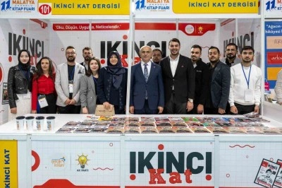 Başkan Er, Malatya Anadolu Kitap ve K&uuml;lt&uuml;r Fuarı&rsquo;nda stantları gezdi