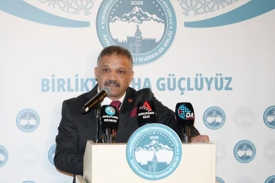 Başkan Hızar’dan gövde gösterisi