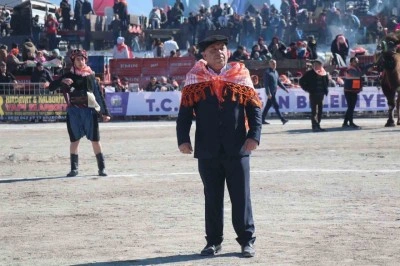 Başkan &Ouml;zel: "Ramazan&rsquo;ın manevi atmosferine saygı bizim i&ccedil;in &ouml;nceliktir"