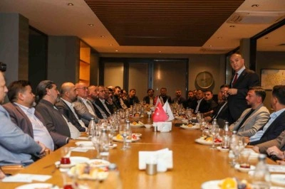 Başkan &Ouml;zl&uuml;, "D&uuml;zce&rsquo;nin merkezinde b&uuml;y&uuml;k bir d&ouml;n&uuml;ş&uuml;m başlattık"