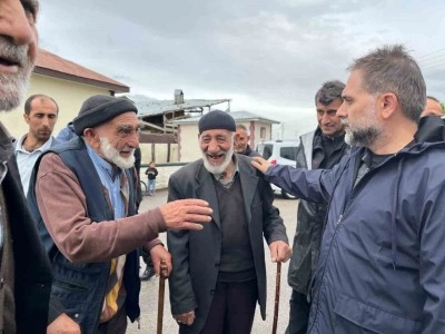Hizmet ve eser siyaseti vizyonunu yerel yönetim geleneğine dayandıklarını belirtti