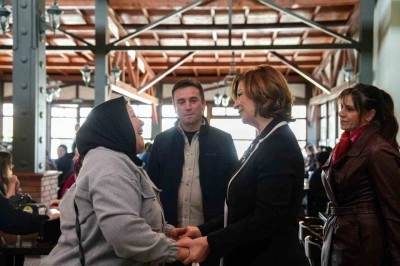 Başkan Ünlüce, Sivrihisarlı kadınlarla buluştu