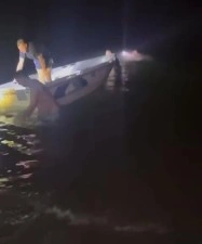 Batan balıkçı teknesindeki 3 kişiyi trafik polisi kurtardı