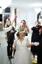 Batman’da down sendromlu Şeyman’ın gelin olma hayali gerçekleştirildi