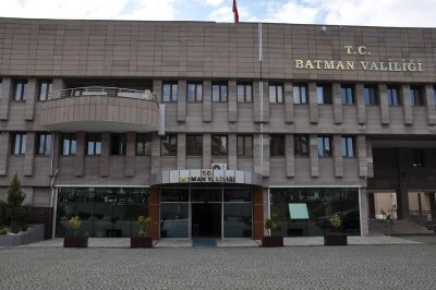 Batman'da Kar Yağışı ve Buzlanma Nedeniyle Eğitim Bir G&uuml;n Daha Tatil Edildi