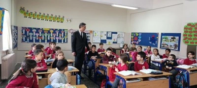 Bayburt İl Milli Eğitim Müdürü Şehit Nevzat Kaya İlkokulunda incelemelerde bulundu
