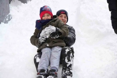 Bayburt’ta kar tatili bir gün daha uzatıldı
