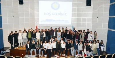 BESYO&rsquo;da &Uuml;nl&uuml; Mezunlar Deneyimlerini &Ouml;ğrencilerle Paylaştı