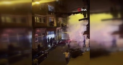 Beyoğlu&rsquo;nda kız istemede patlatılan havai fişekler evi yaktı: 8 kişi dumandan etkilendi