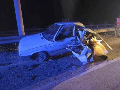 Bilecik&rsquo;te tır otomobile arkadan &ccedil;arptı: 1 yaralı