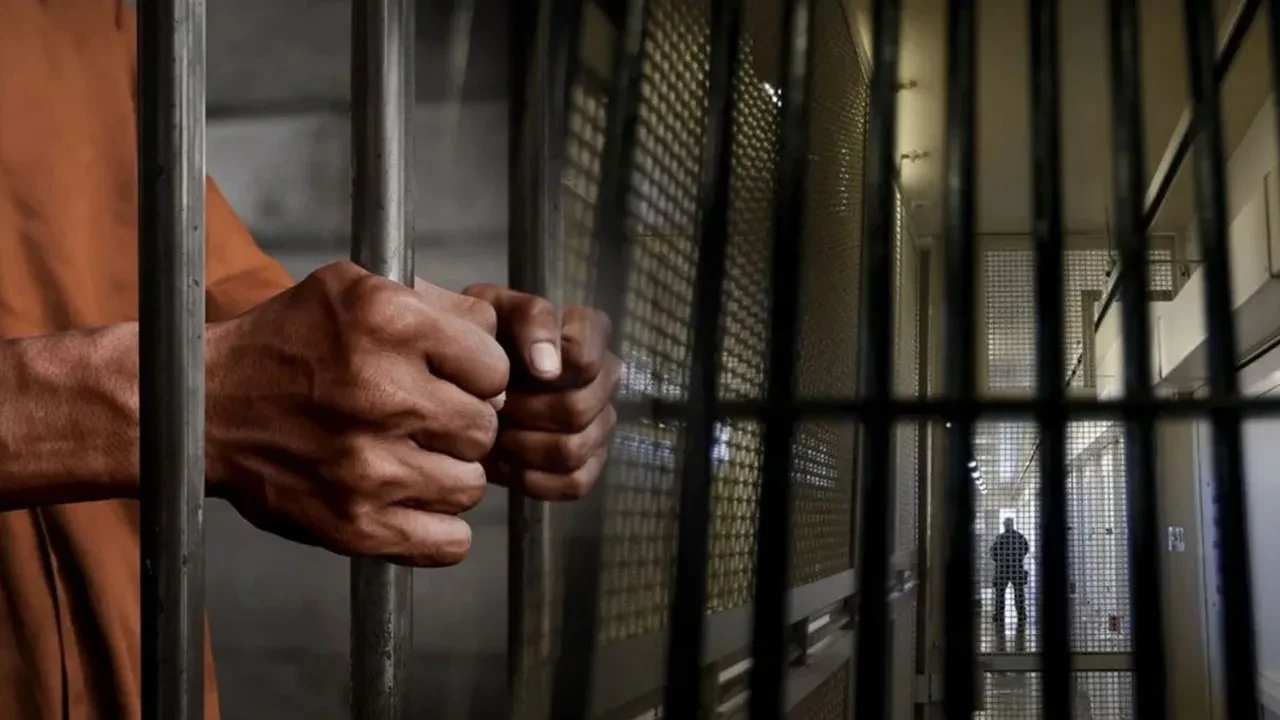 Bir devir sona erdi: Basit suçlara cezaevi yolu!