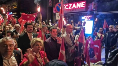 Bodrum&rsquo;da binlerce vatandaş bayramı kutladı