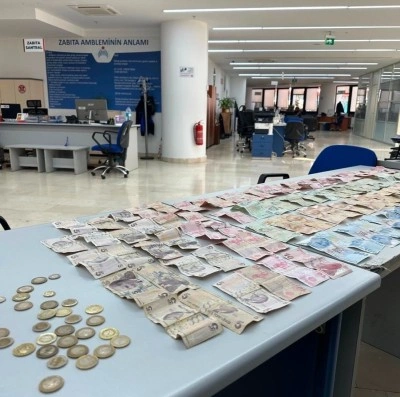 Bolu&rsquo;da dilenci operasyonu: &Uuml;zerinden 4 bin lira para &ccedil;ıktı