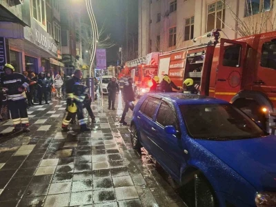 Bolu&rsquo;da gece saatlerinde korkutan yangın: 2 yaralı