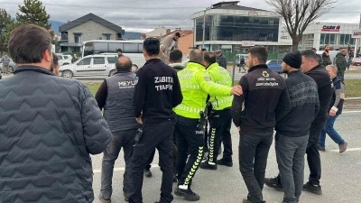 Bolu&rsquo;da kaza sonrası arbede: 7 yaralı, 2 g&ouml;zaltı