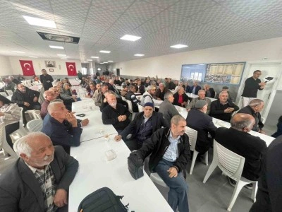 Bornova Nald&ouml;ken Mahallesi &ccedil;&ouml;p tesisine karşı