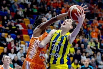 Breanna Stewart yeniden Fenerbah&ccedil;e&rsquo;de