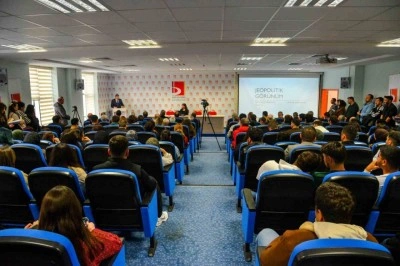 BŞE&Uuml;&rsquo;de Tarih B&ouml;l&uuml;m&uuml; a&ccedil;ılış dersi ger&ccedil;ekleştirildi