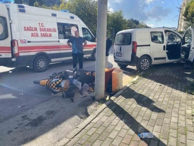 Bursa&rsquo;da eğitim pistinde feci kaza...Ehliyetsiz gen&ccedil; kuryeye &ccedil;arptı