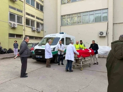 Bursa&rsquo;da kadavraya vefa t&ouml;reni: 6 yıl tıp eğitimine katkı sağladı, ailesine teslim edildi
