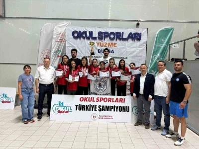 Ortaokul &ouml;ğrencilerinden T&uuml;rkiye şampiyonluğu