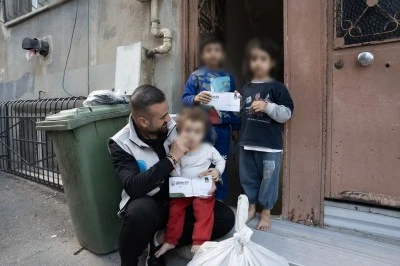 Bursa’da Yetim ve İhtiyaç Sahiplerine Gıda ve Nakdi Yardımda Bulundu