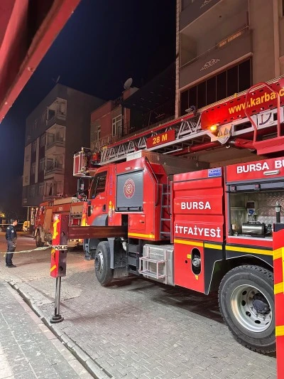 Karacabey'de Pelet Sobası Patladı: Kafe Yangını Korku Yarattı