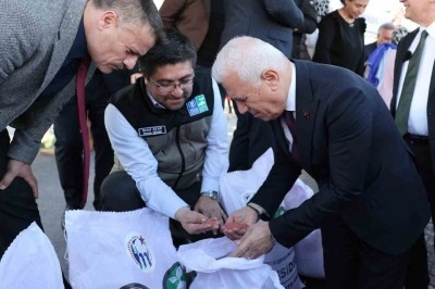 Bursalı &ccedil;ift&ccedil;inin y&uuml;z&uuml; g&uuml;l&uuml;yor