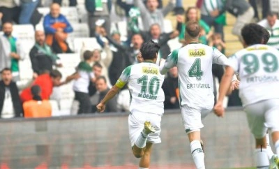 Bursaspor nefes kesen ma&ccedil;ta 2-1 galibiyetle ayrıldı