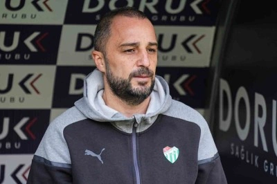 Bursaspor’un yeni teknik direktörü ilk galibiyetini aldı
