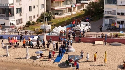 B&uuml;y&uuml;k&ccedil;ekmece&rsquo;de kumsalları işgal edenlere ge&ccedil;it verilmiyor