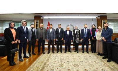 B&uuml;y&uuml;kkılı&ccedil;, Kayseri&rsquo;nin ilk kadın il&ccedil;e başkanı Kahraman ve y&ouml;netimini ağırladı