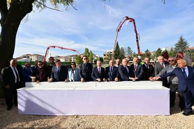 Cafer G&uuml;ven Huzurevi Yaşlı Bakım ve Rehabilitasyon Merkezi&rsquo;nin temeli atıldı