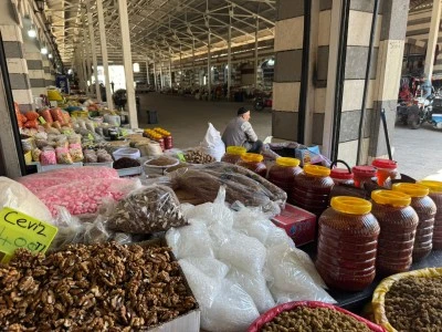 Çermik Kuruyemiş Pazarı Ziyaretçilerini Cezbediyor