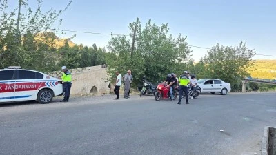 &Ccedil;ermik&rsquo;te Jandarmadan Sıkı Trafik Denetimi
