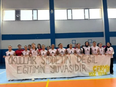 &Ccedil;ermik&rsquo;te &Ouml;ğrencilerden Anlamlı Mesaj