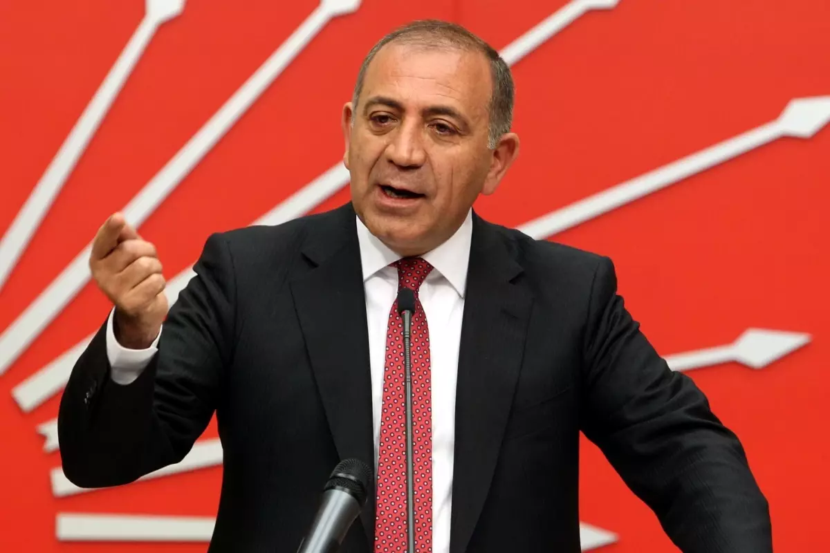 CHP İstanbul’da Kayyum Krizi Gürsel Tekin Pazartesi İçin Harekete Geçti