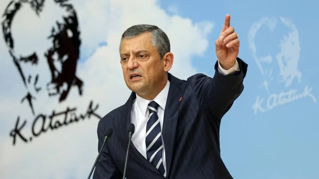 CHP lideri Özgür Özel rest çekti!