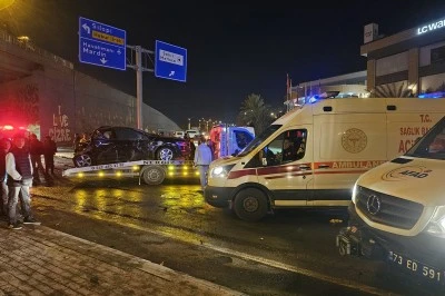 Cizre'de Freni Patlayan Vin&ccedil; 6 Araca &Ccedil;arptı: 7 Yaralı