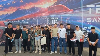 Cizreli &ouml;ğrenciler TEKNOFEST coşkusunu yerinde yaşadı