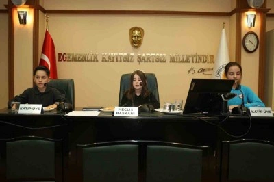 &Ccedil;ocukların meclis g&uuml;n&uuml;