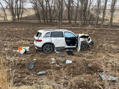 Çorum’da cip takla attı: 2 yaralı