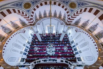Cuma Hutbesi: G&uuml;zel Ahlak Hayatın Her Alanında Olmalı